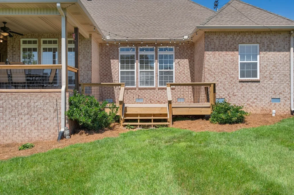 69 Deer Run Road Cross Plains TN 37049