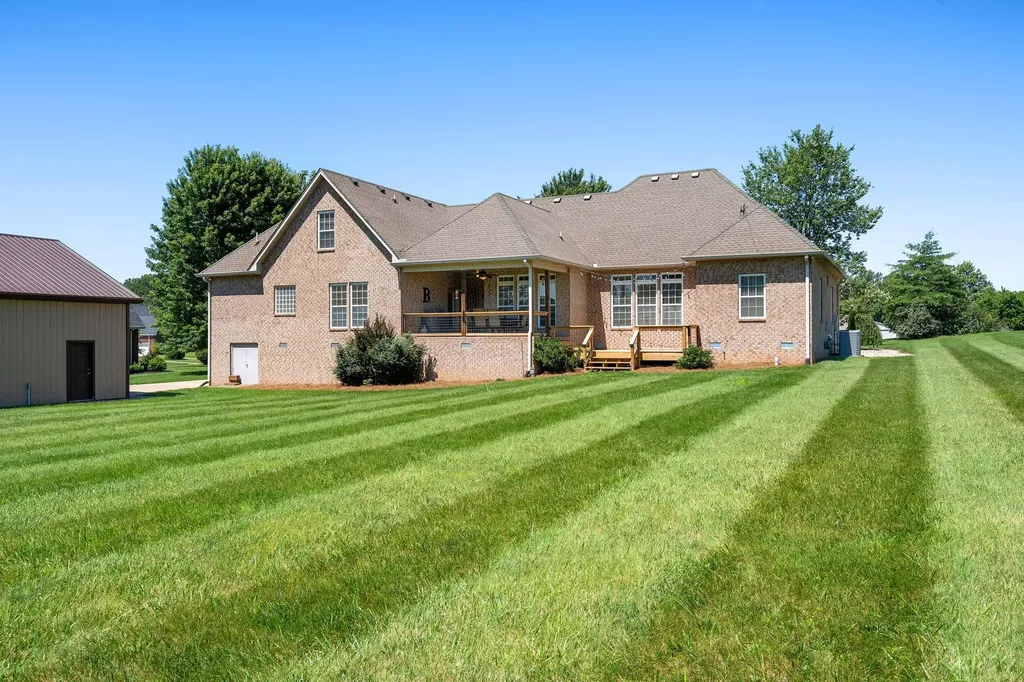 69 Deer Run Road Cross Plains TN 37049