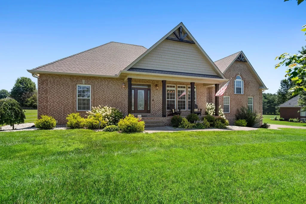 69 Deer Run Road Cross Plains TN 37049