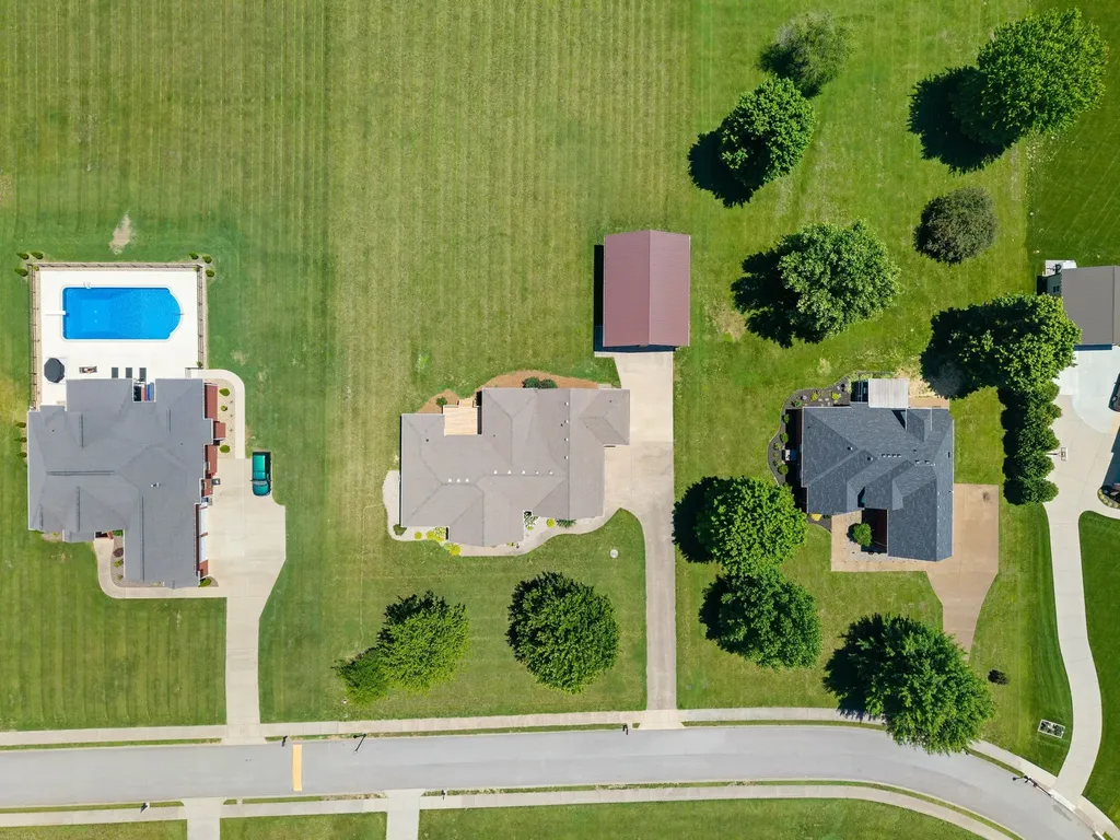 69 Deer Run Road Cross Plains TN 37049