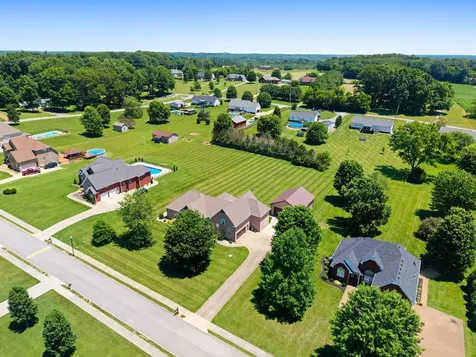 69 Deer Run Road Cross Plains TN 37049
