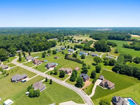 69 Deer Run Road Cross Plains TN 37049
