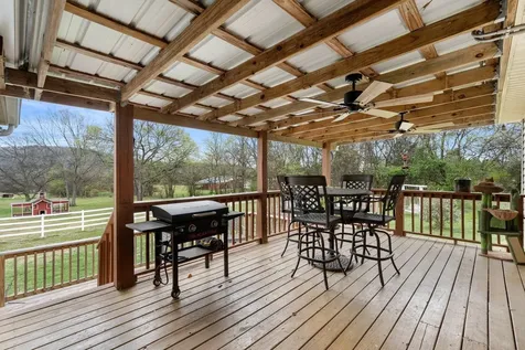 15541 Cainsville Road Milton TN 37118