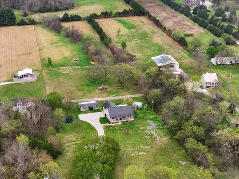 15541 Cainsville Road Milton TN 37118