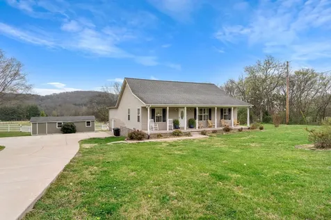 15541 Cainsville Road Milton TN 37118
