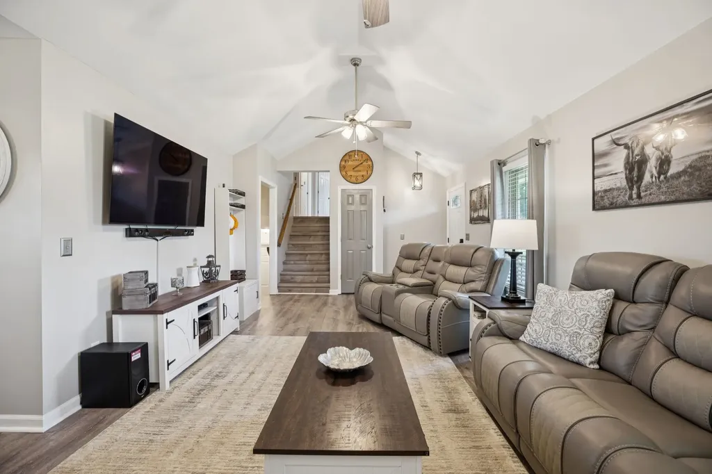 5005 Hairston Court Columbia TN 38401