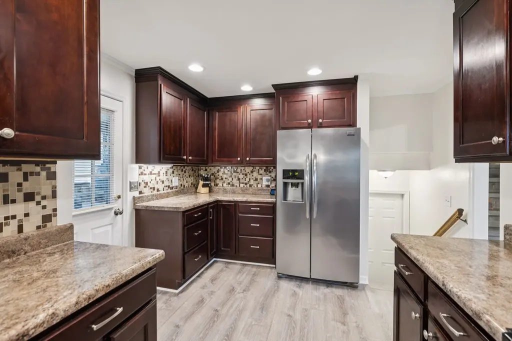 5005 Hairston Court Columbia TN 38401