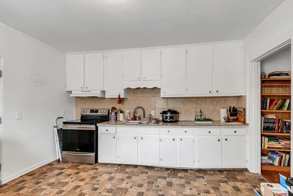 1510 S Main Street Columbia TN 38401