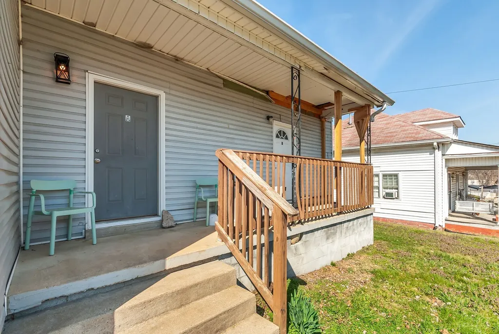 1510 S Main Street Columbia TN 38401
