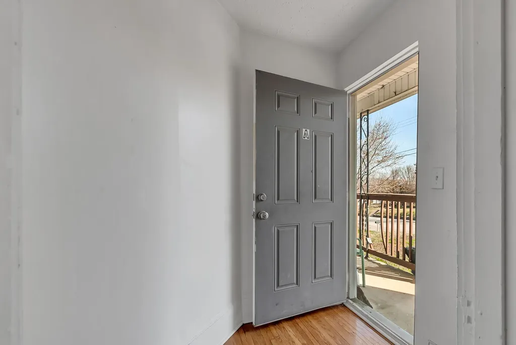 1510 S Main Street Columbia TN 38401