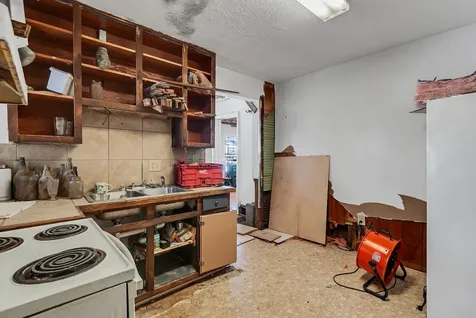 1510 S Main Street Columbia TN 38401