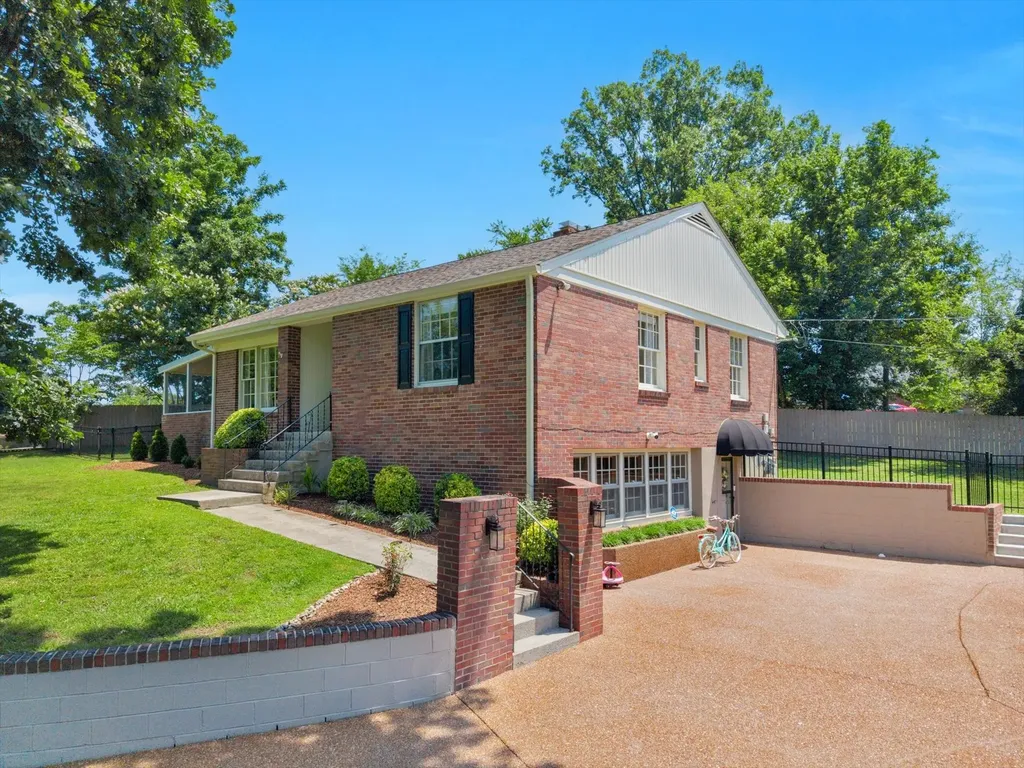 3262 Mcgavock Pike Nashville TN 37214