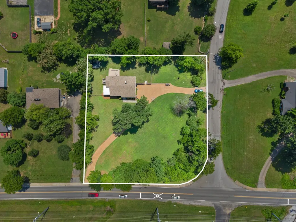 3262 Mcgavock Pike Nashville TN 37214