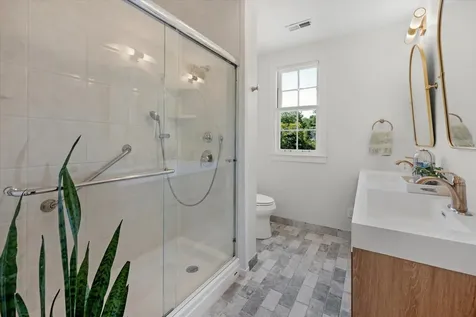3262 Mcgavock Pike Nashville TN 37214