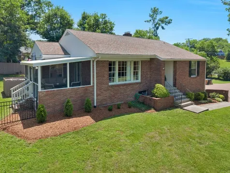 3262 Mcgavock Pike Nashville TN 37214