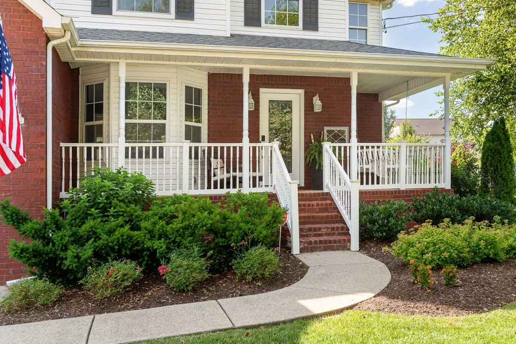 105 Hedge Court Smyrna TN 37167