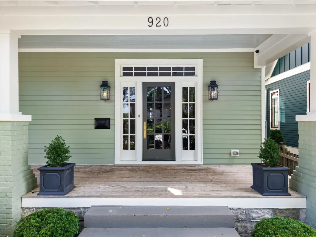 920 Lawrence Avenue Nashville TN 37204