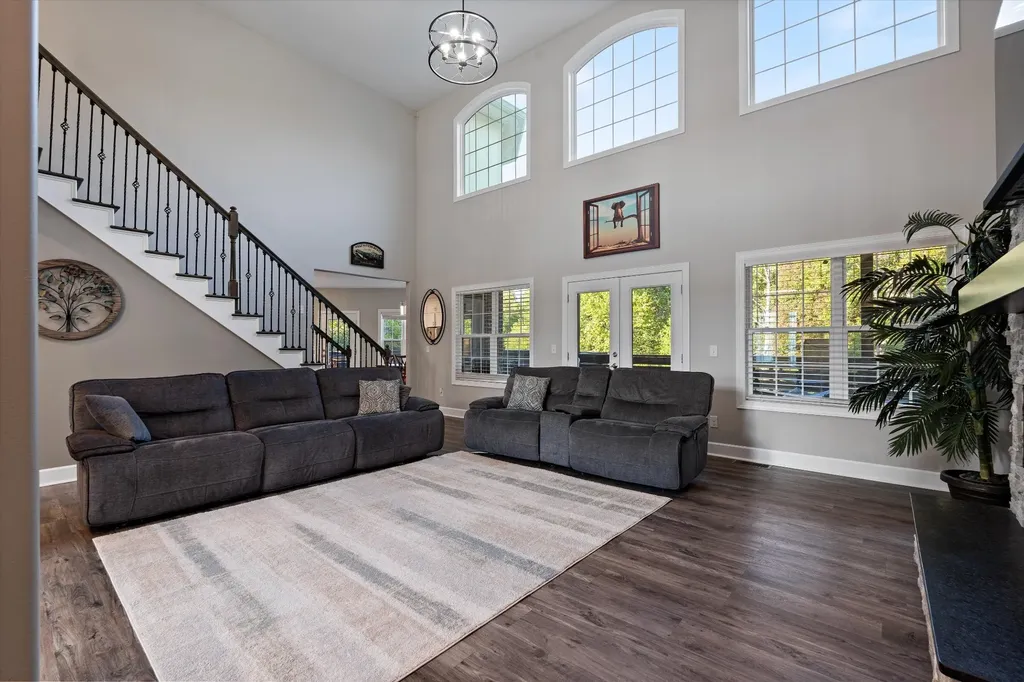 123 Chesapeake Court Lebanon TN 37087