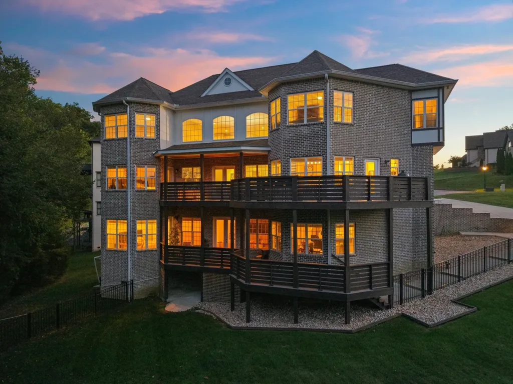 123 Chesapeake Court Lebanon TN 37087
