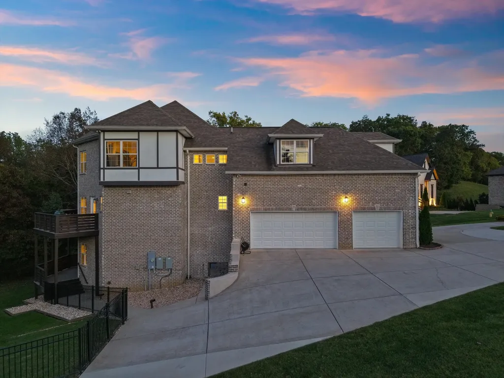 123 Chesapeake Court Lebanon TN 37087