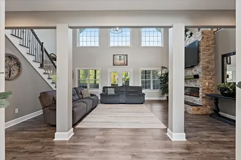 123 Chesapeake Court Lebanon TN 37087