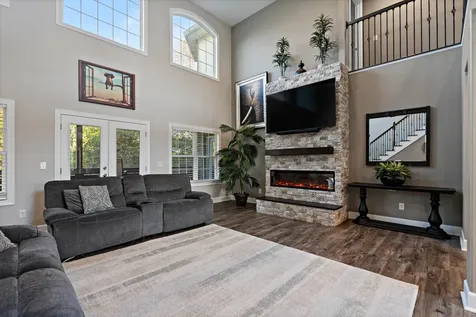 123 Chesapeake Court Lebanon TN 37087