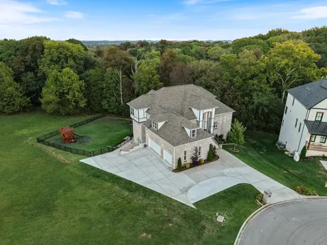 123 Chesapeake Court Lebanon TN 37087