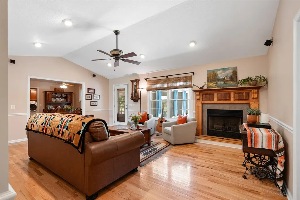 332 John Shaw Road Lewisburg TN 37091
