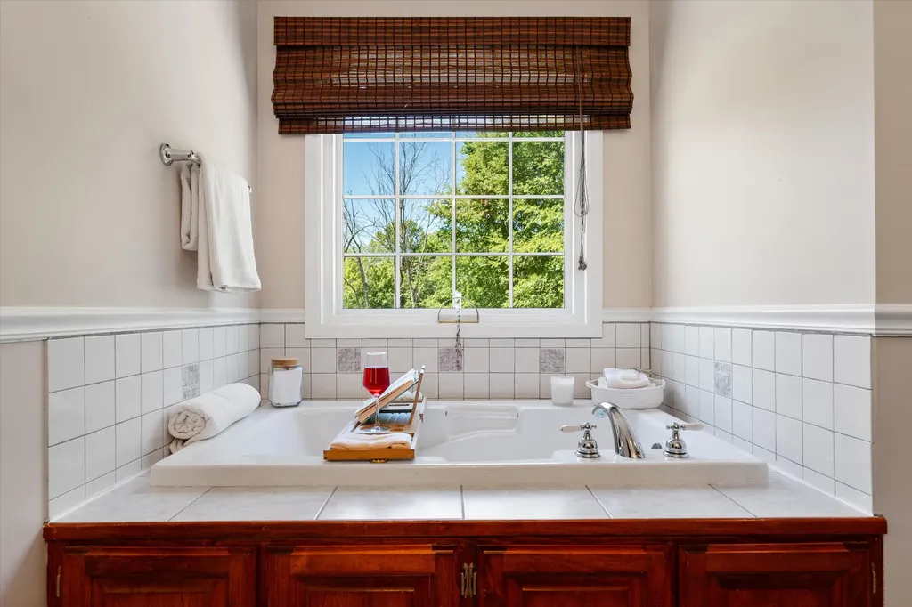 332 John Shaw Road Lewisburg TN 37091