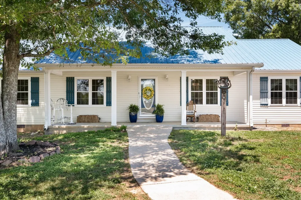 332 John Shaw Road Lewisburg TN 37091