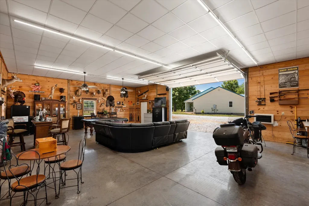 332 John Shaw Road Lewisburg TN 37091