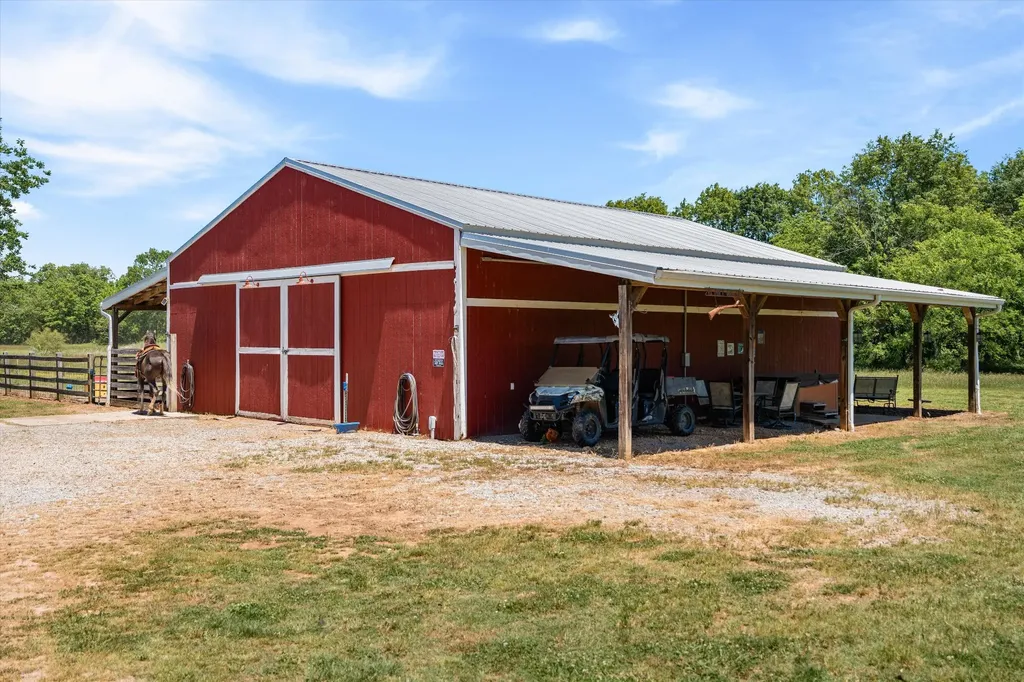 332 John Shaw Road Lewisburg TN 37091
