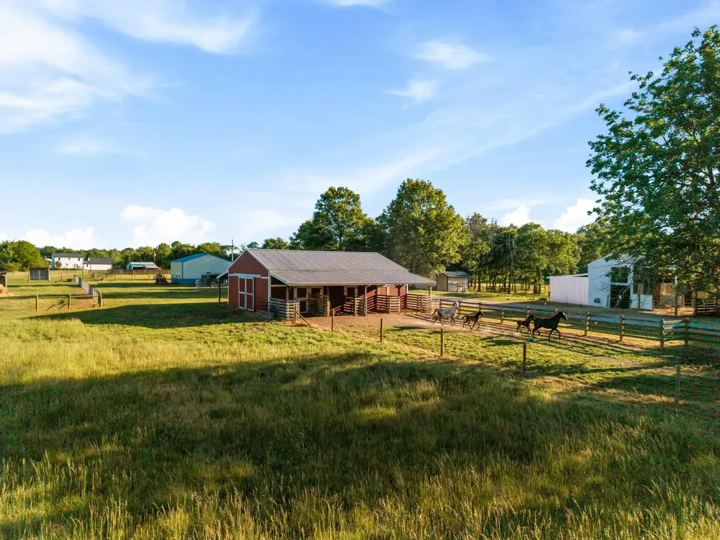 332 John Shaw Road Lewisburg TN 37091