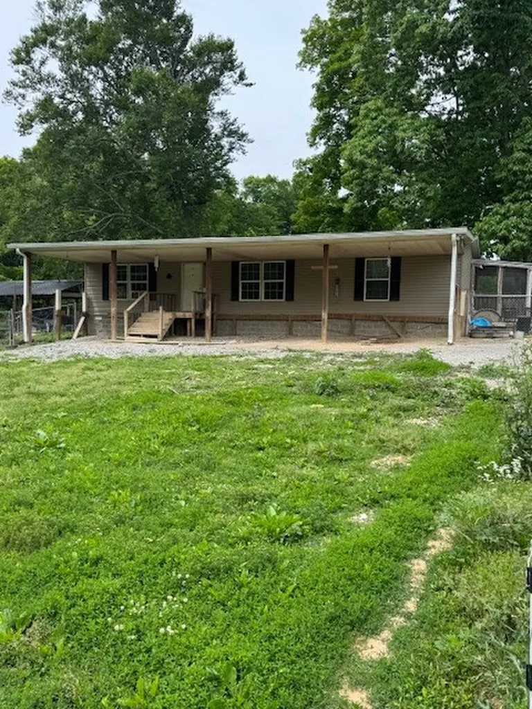 519 Bennett Hill Road Red Boiling Springs TN 37150