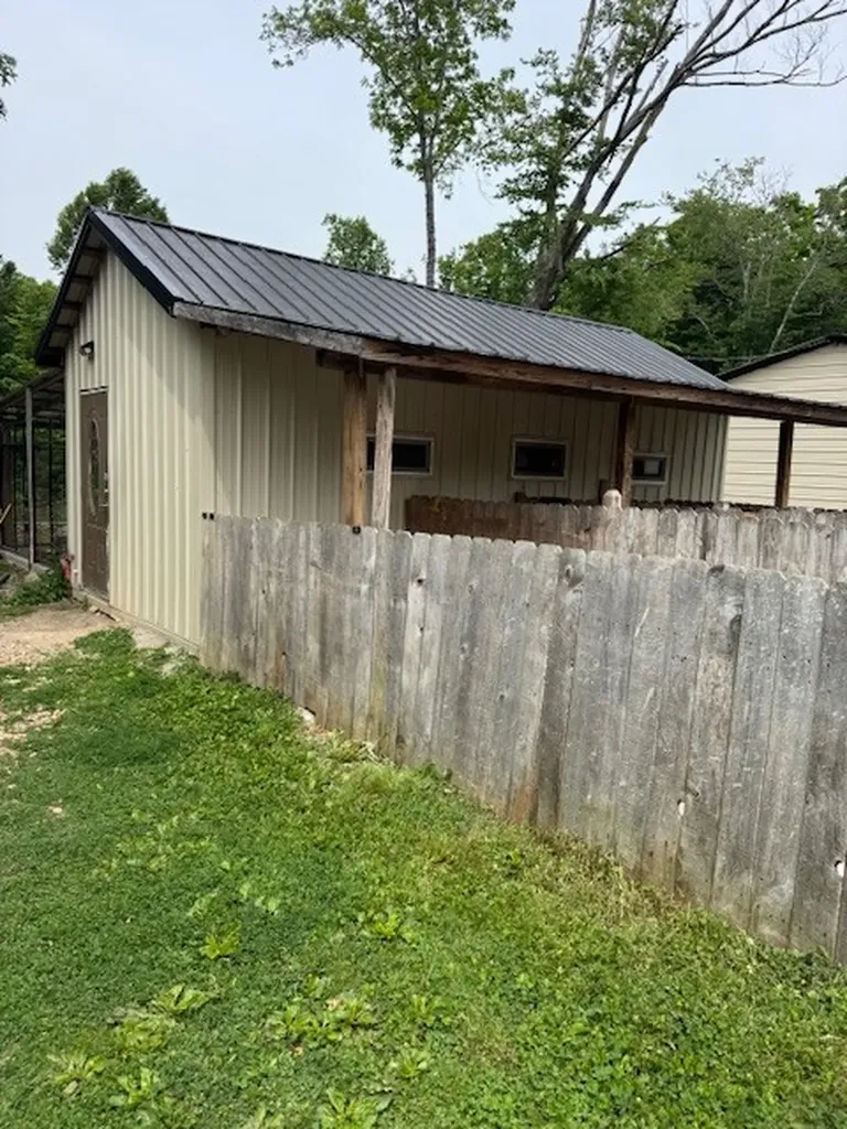 519 Bennett Hill Road Red Boiling Springs TN 37150