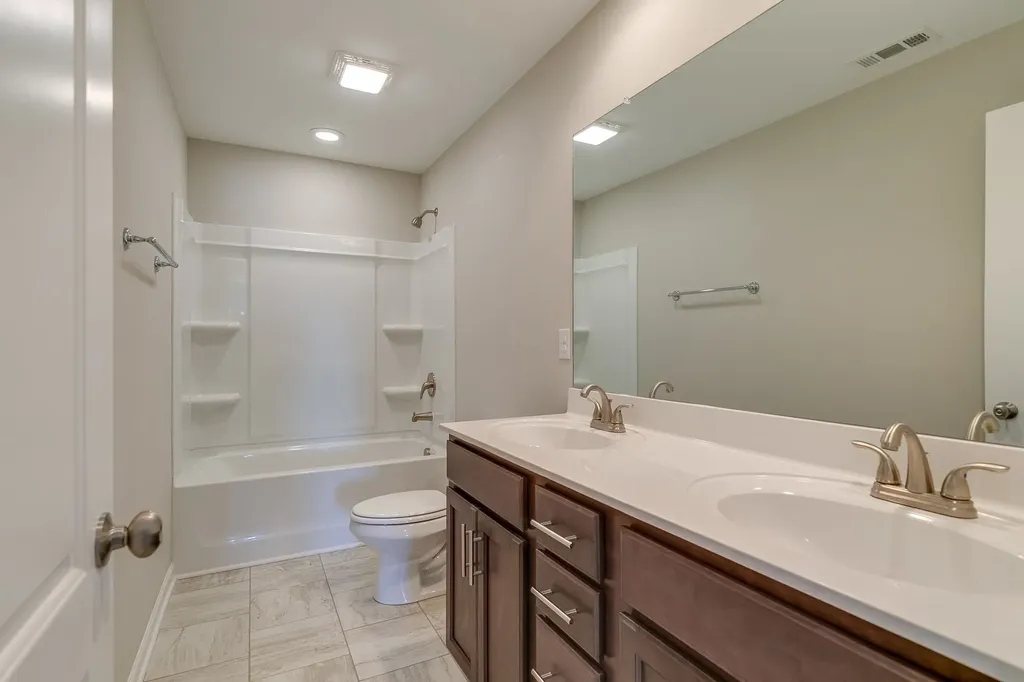 1 Elissa Place Hendersonville TN 37075