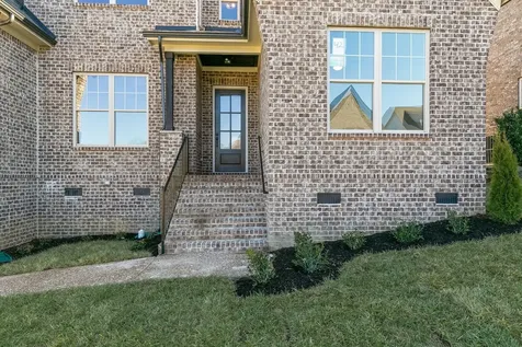 1 Elissa Place Hendersonville TN 37075