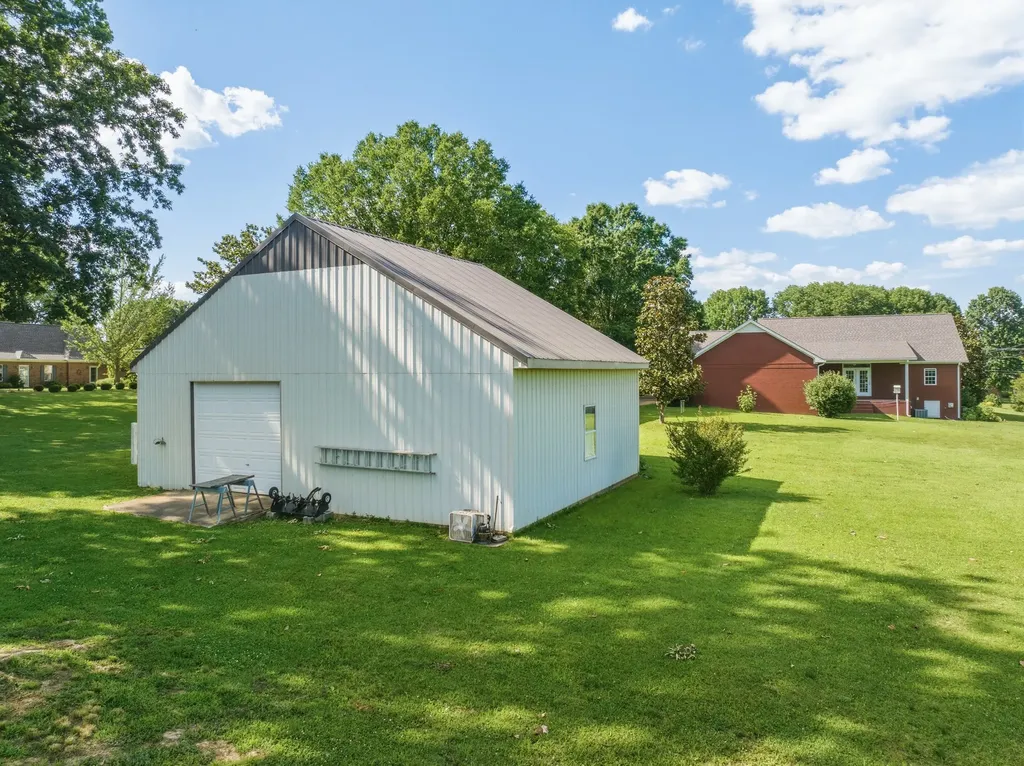 12656 Highway 424 Yuma TN 38390