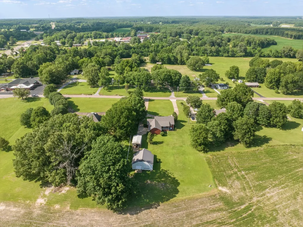 12656 Highway 424 Yuma TN 38390