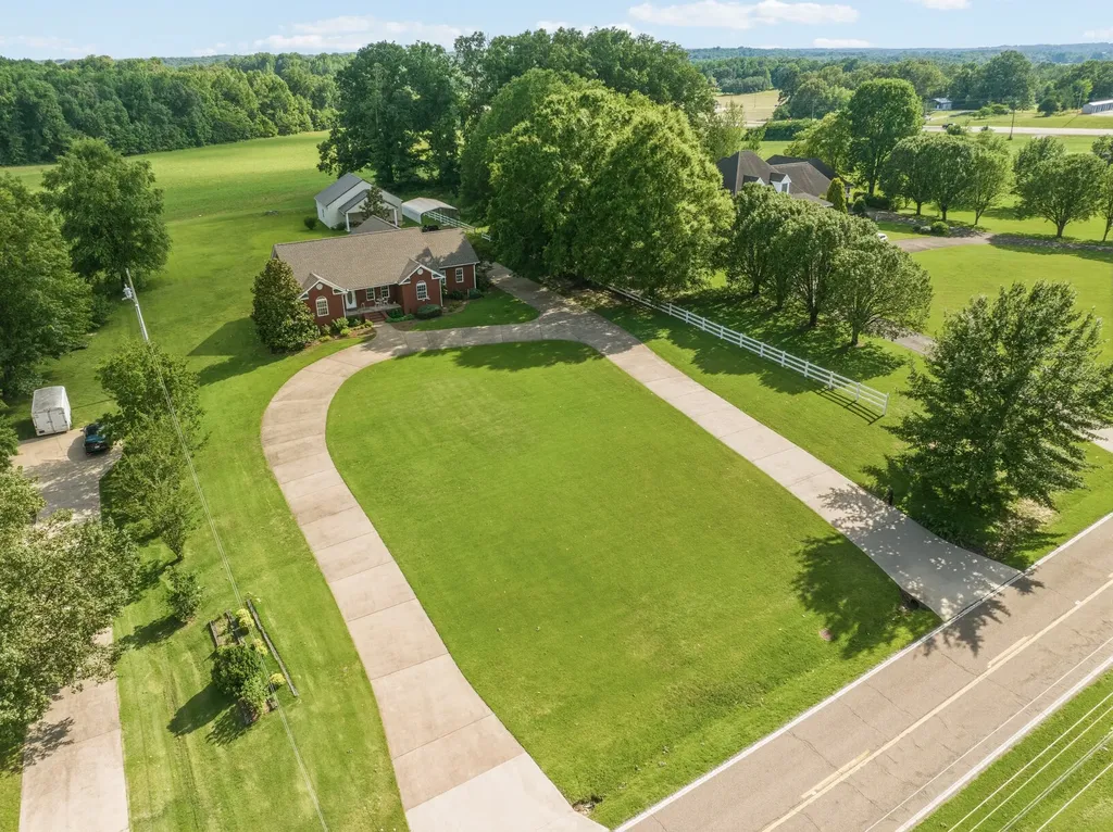 12656 Highway 424 Yuma TN 38390