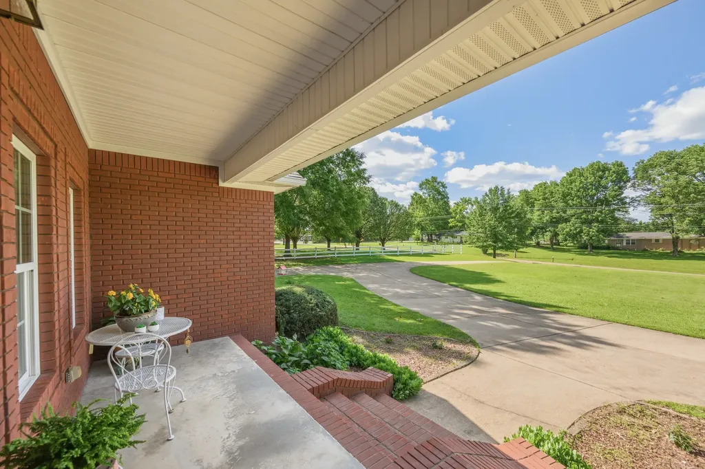 12656 Highway 424 Yuma TN 38390