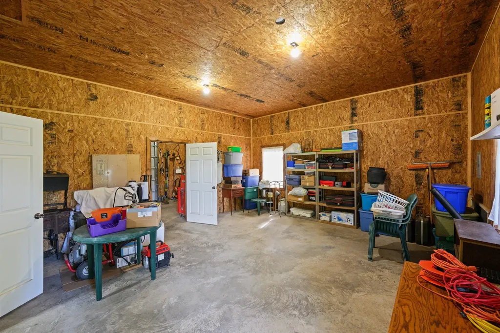 12656 Highway 424 Yuma TN 38390
