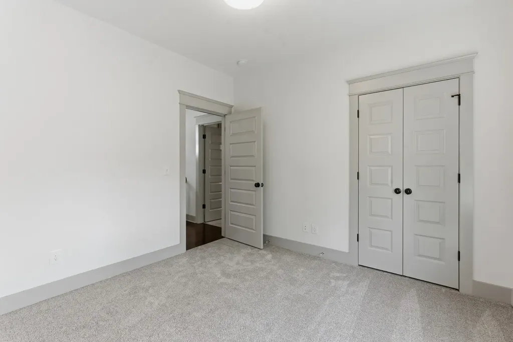 65 Creighton Avenue Nashville TN 37206