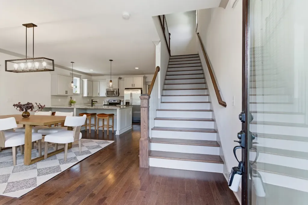 65 Creighton Avenue Nashville TN 37206