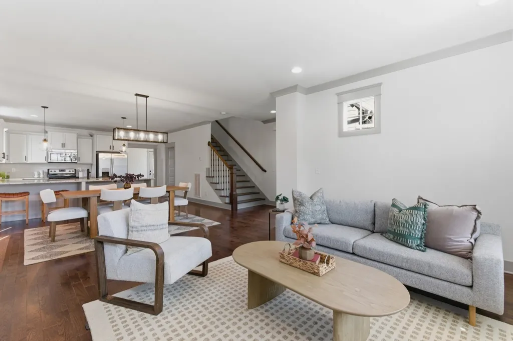 65 Creighton Avenue Nashville TN 37206
