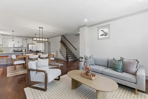 65 Creighton Avenue Nashville TN 37206