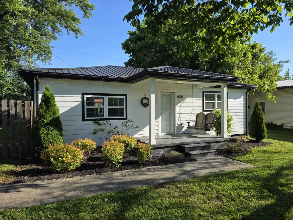 8988 Lyles Road Lyles TN 37098