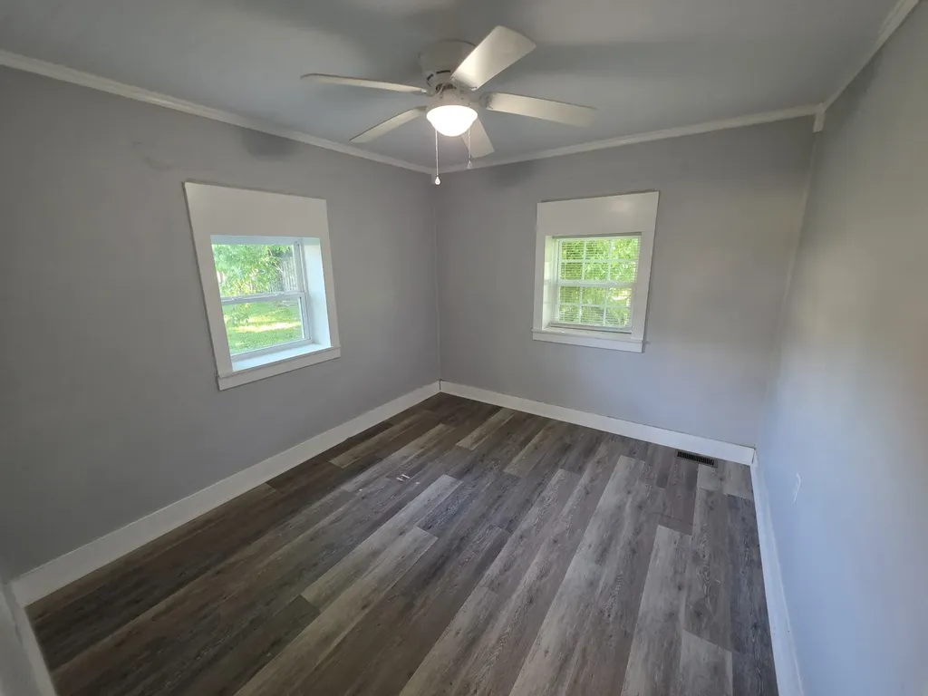 8988 Lyles Road Lyles TN 37098