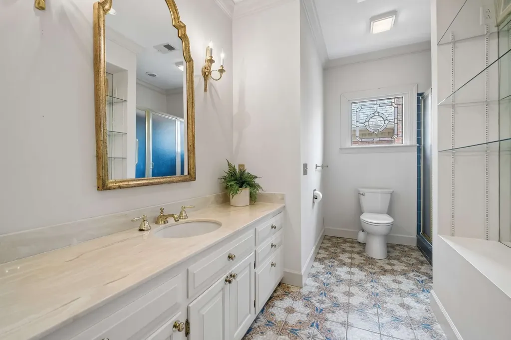 79 Concord Park, W Nashville TN 37205