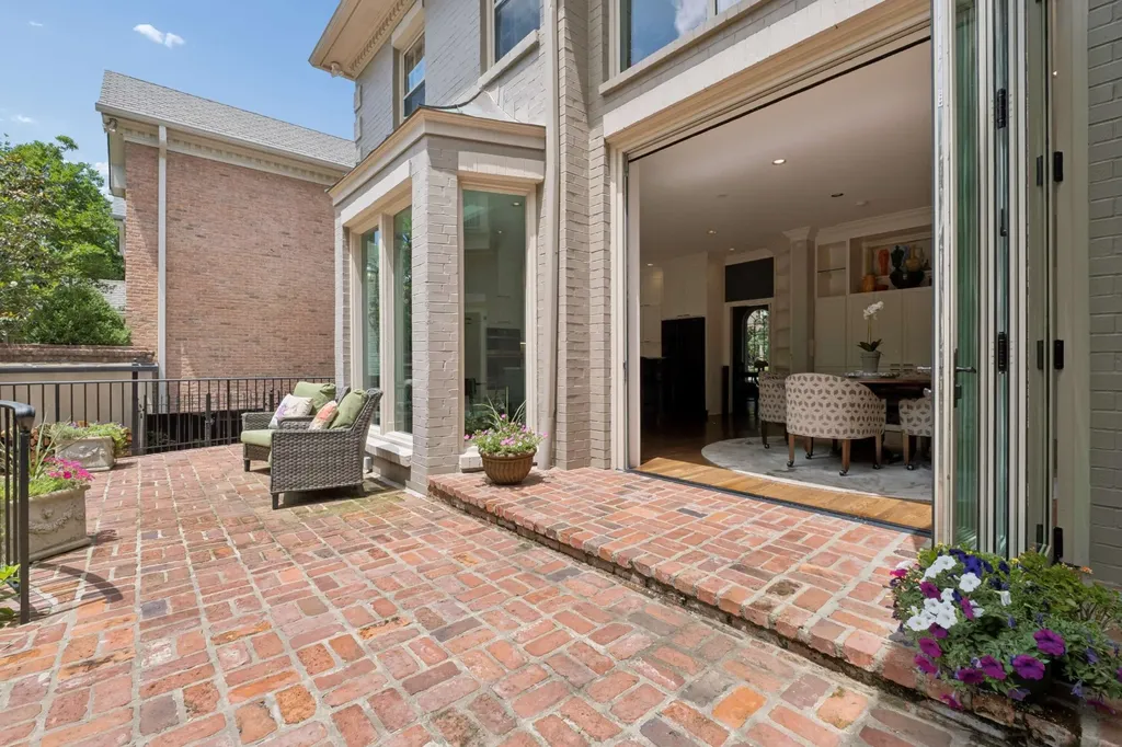 79 Concord Park, W Nashville TN 37205
